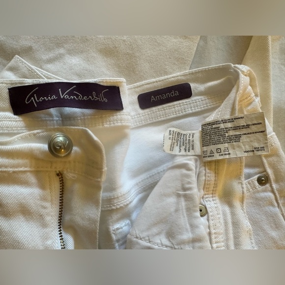 Gloria Vanderbilt White Straight Leg Jeans - Picture 10 of 11